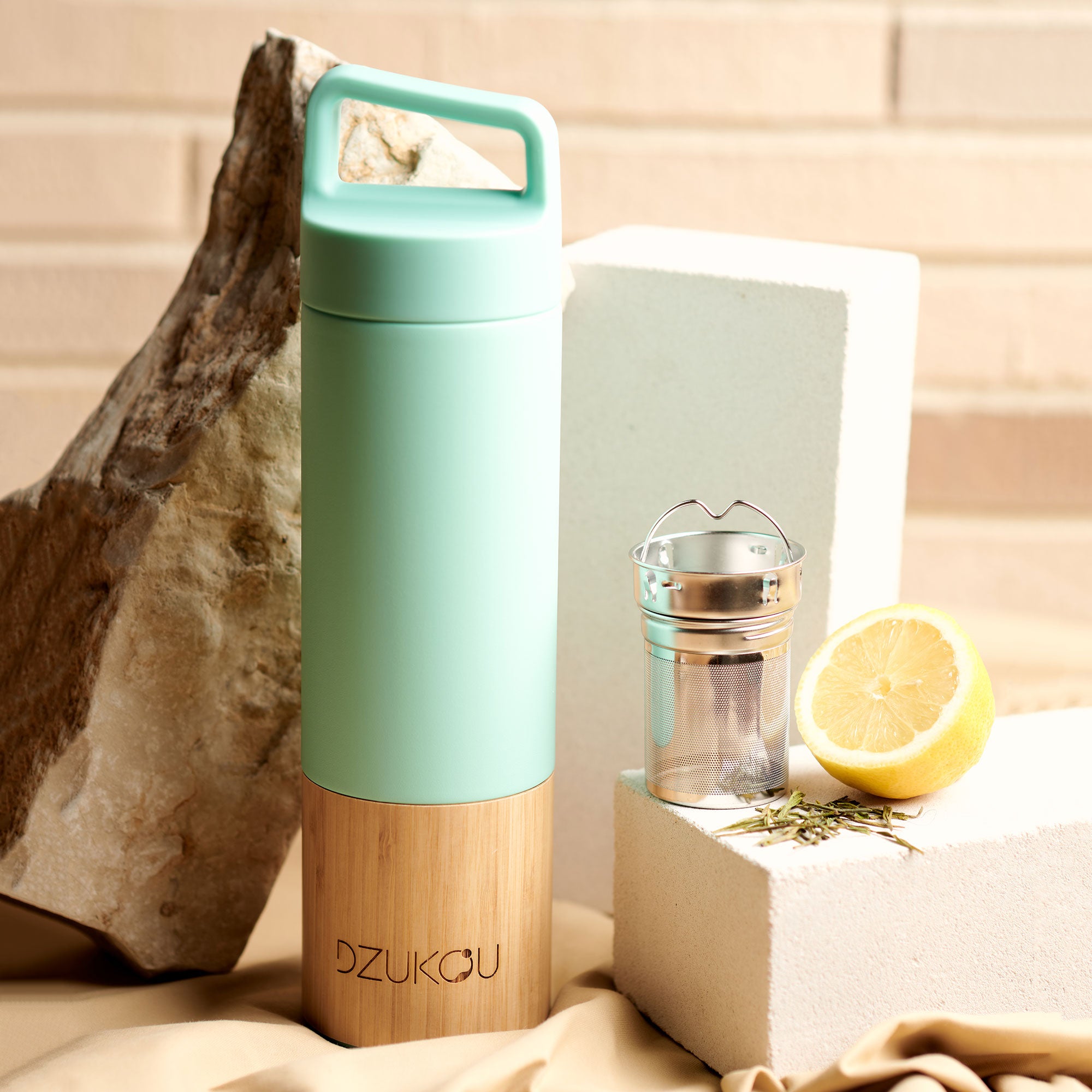 FLUENCYImprove fluency
Elias: Bamboo and Stainless Steel Thermos Bottle, 530 ml_front