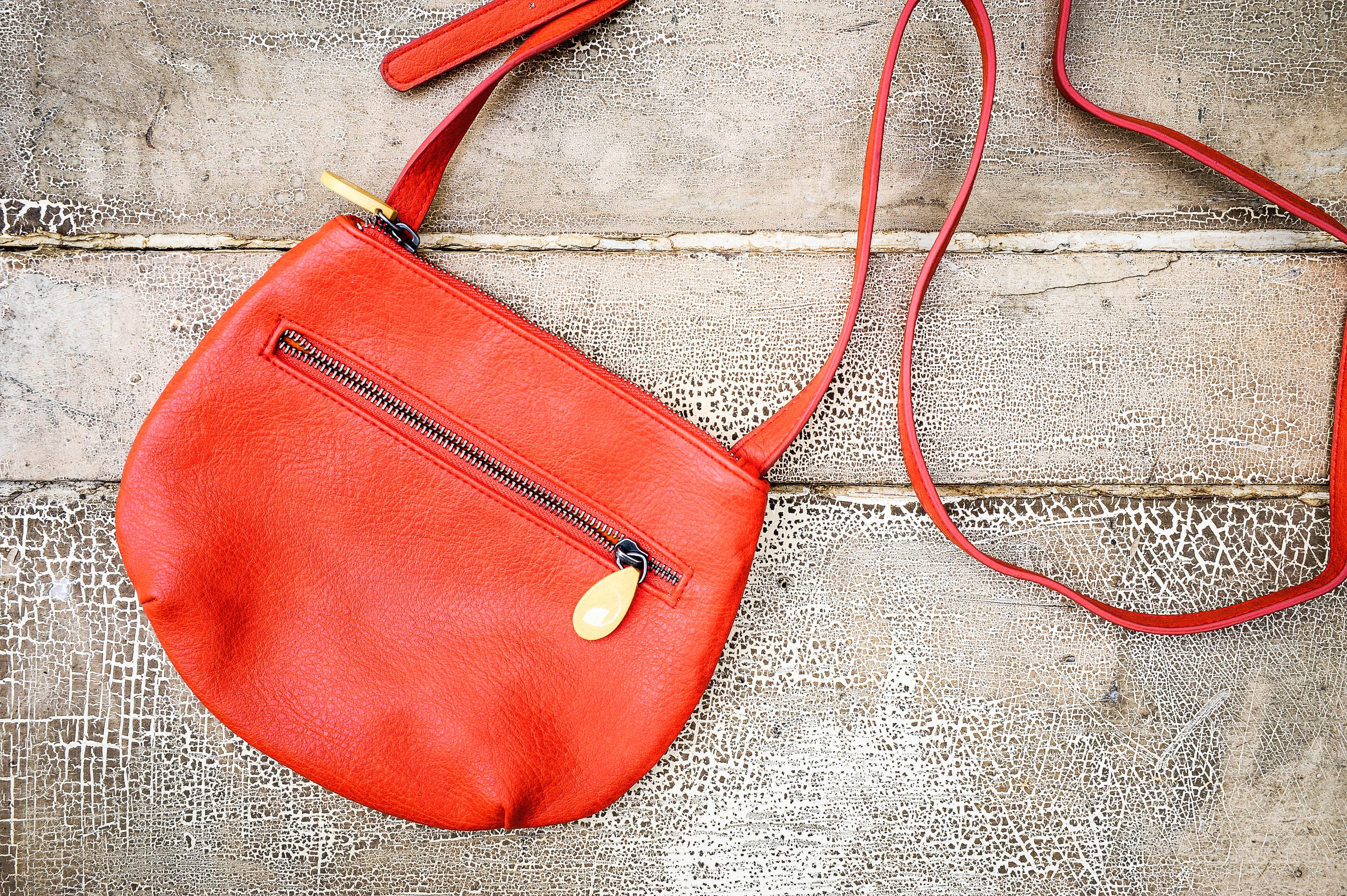 Willoughby Crossbody Bag in 5 Colors Purple Meleager