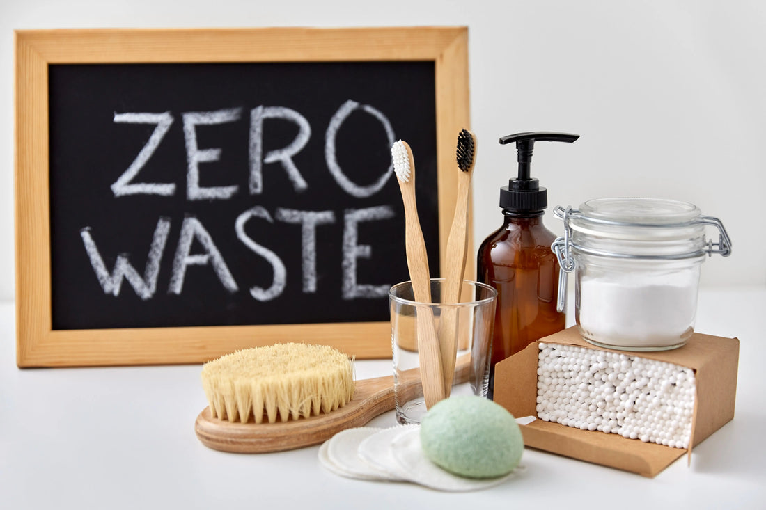 Zero Waste Lifestyle Guide front 
