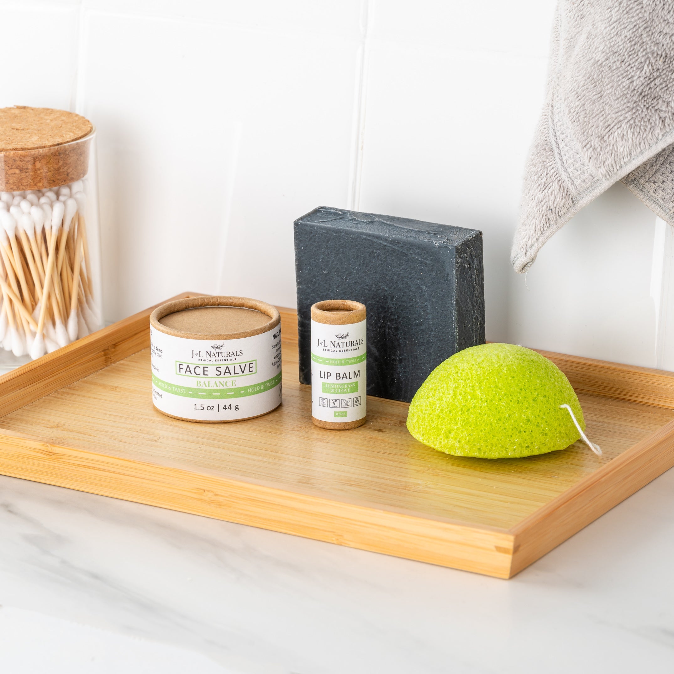 Essentials Skin Regimen Kit balacne+front