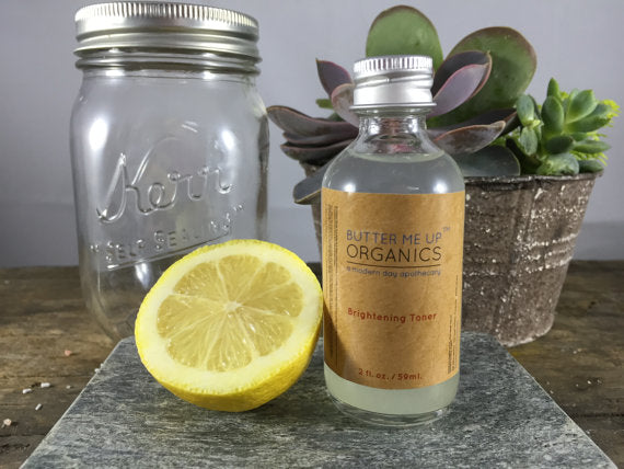 Organic Brightening Toner_detail side 