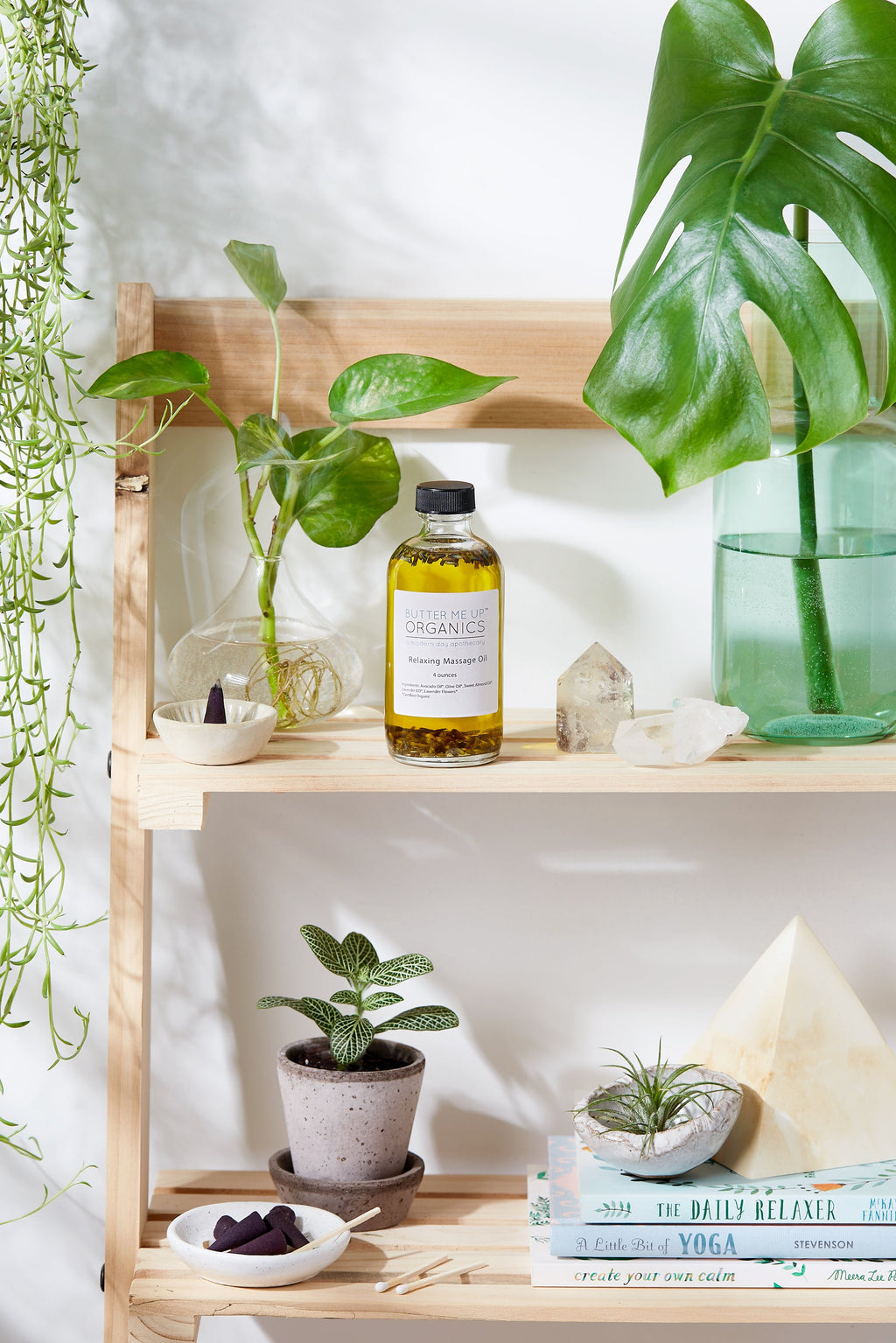 Relaxing Massage Oil full shot