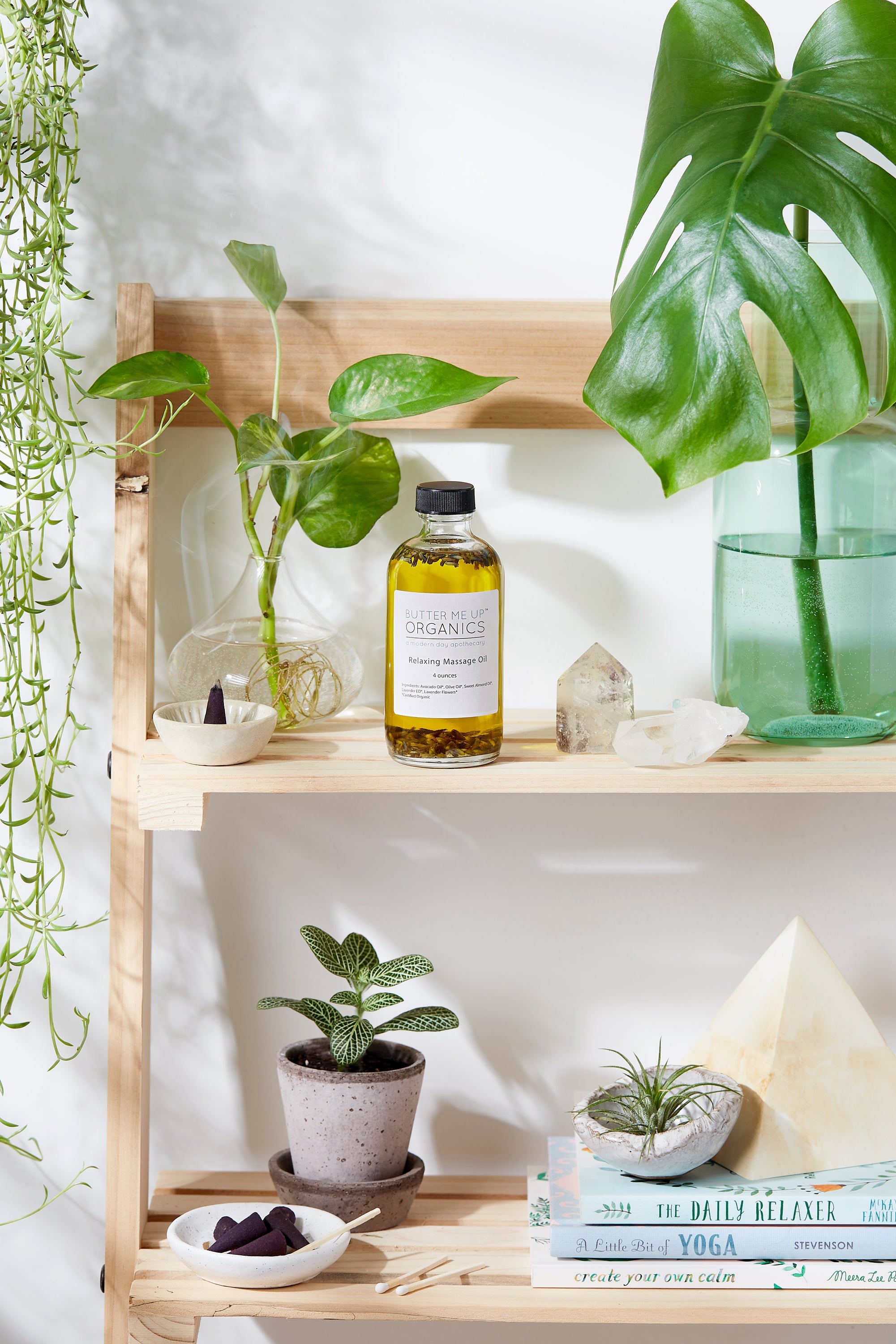 Relaxing Massage Oil full shot